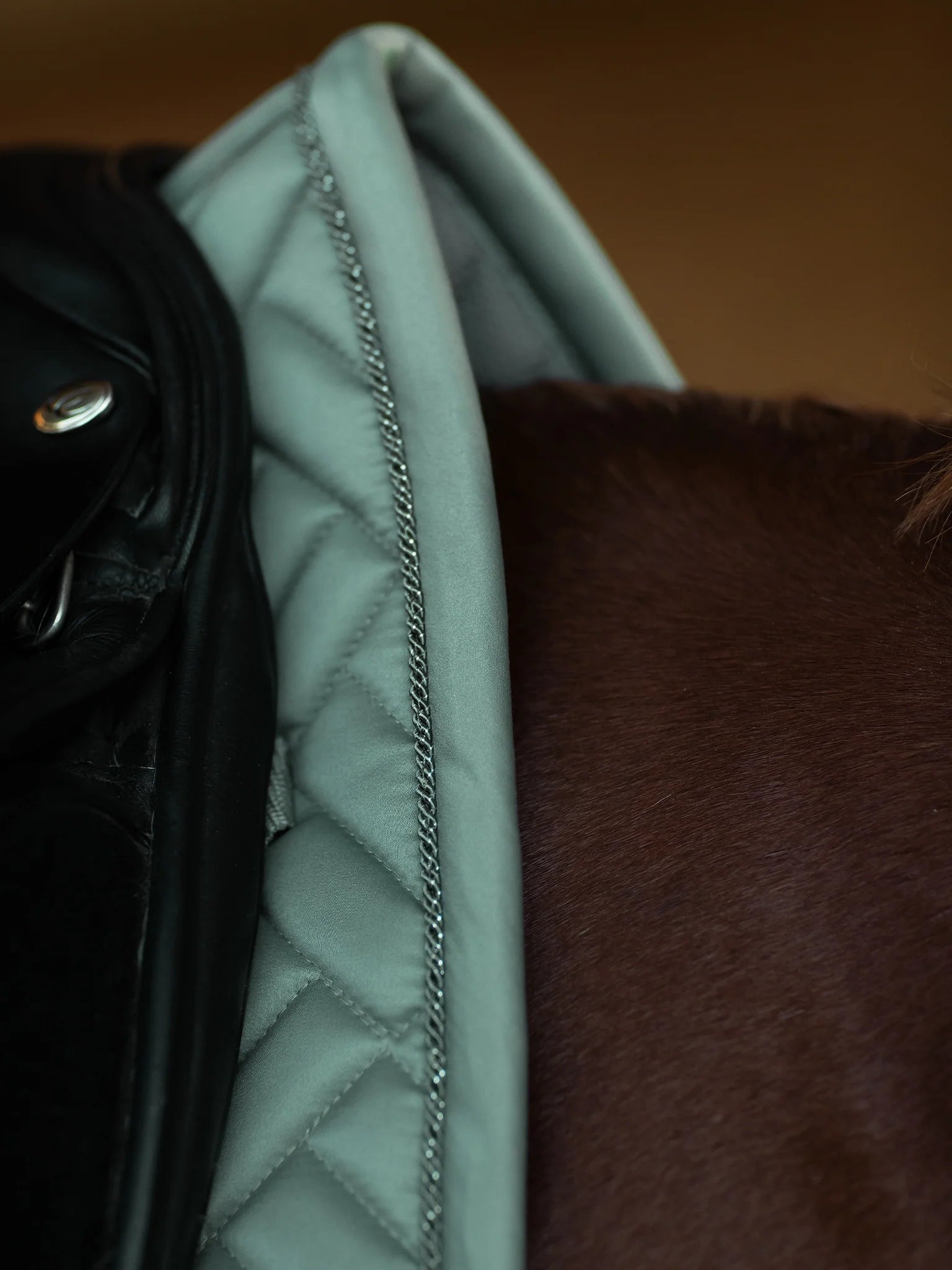 Equestrian Stockholm Dressuur Modern Zadeldek