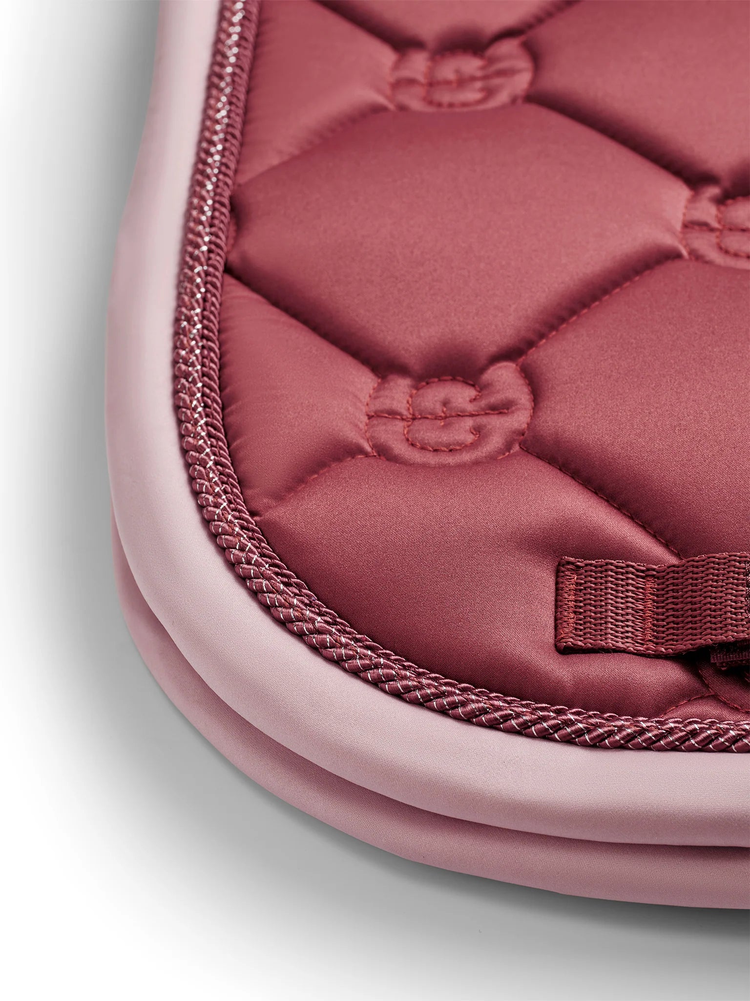 Equestrian Stockholm Dressuurdekje RIDE AGAINST CANCER!