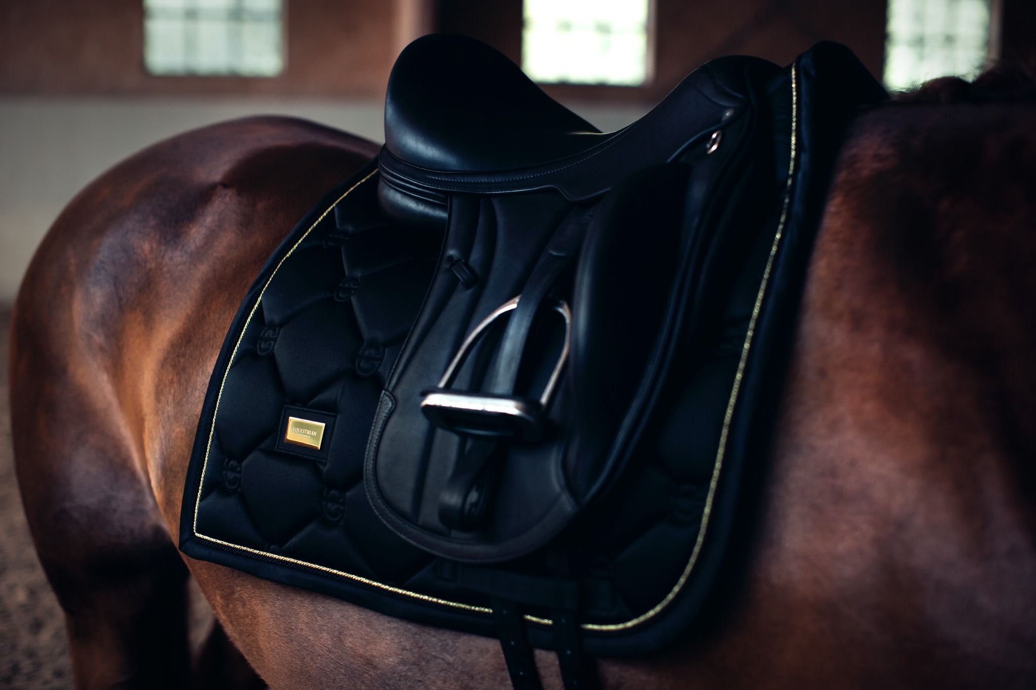 Equestrian Stockholm Dressuurdekje Black Gold